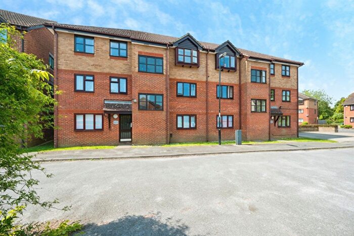 1 Bedroom Flat For Sale In Brunel Road, Southampton, SO15