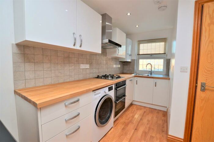 1 Bedroom Apartment To Rent In Newington Road, Ramsgate, CT12