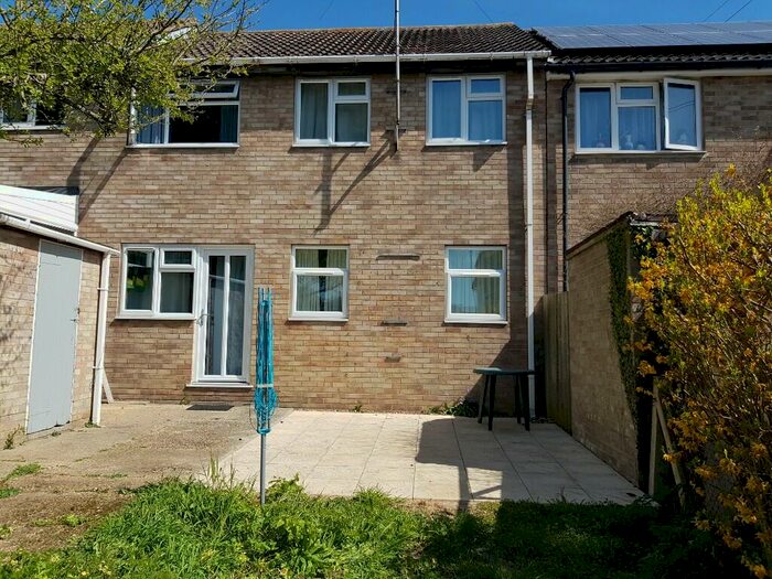 4 Bedroom Terraced House To Rent In Titania Close, Colchester, Essex, CO4