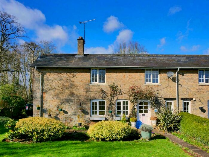 3 Bedroom Cottage To Rent In Furzey Hill, Meysey Hampton, GL7