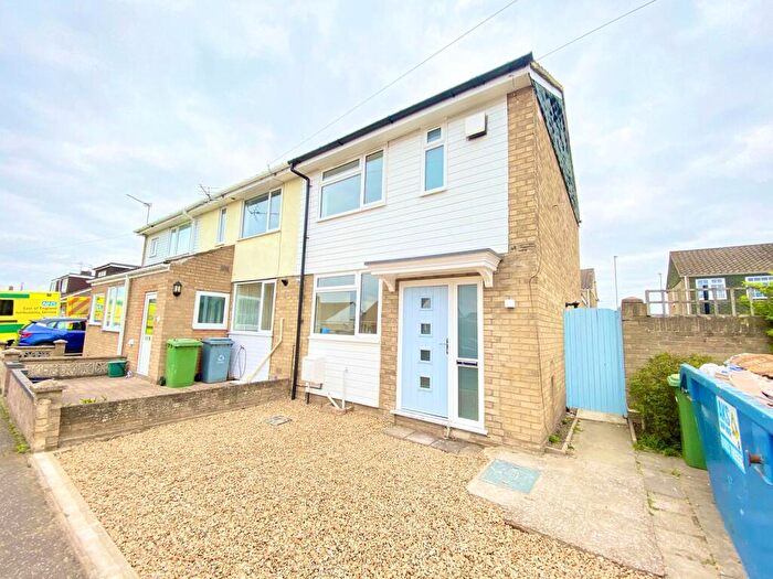 3 Bedroom House To Rent In Meadow Way, Norwich, NR6