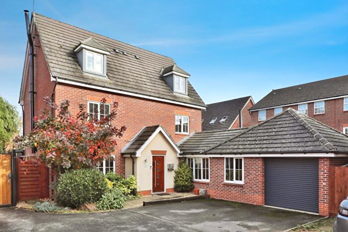 5 Bedroom Detached House For Sale In Pingle Close, Shireoaks, Worksop, Nottinghamshire, S81