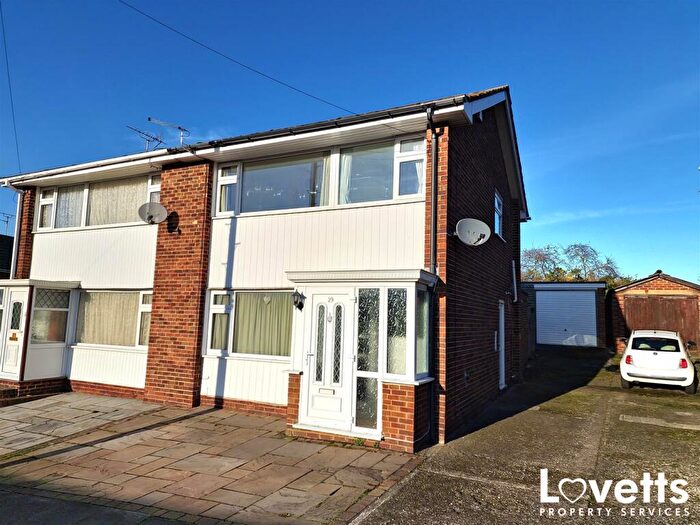 3 Bedroom Semi-Detached House To Rent In Sherwood Gardens, Ramsgate, CT11