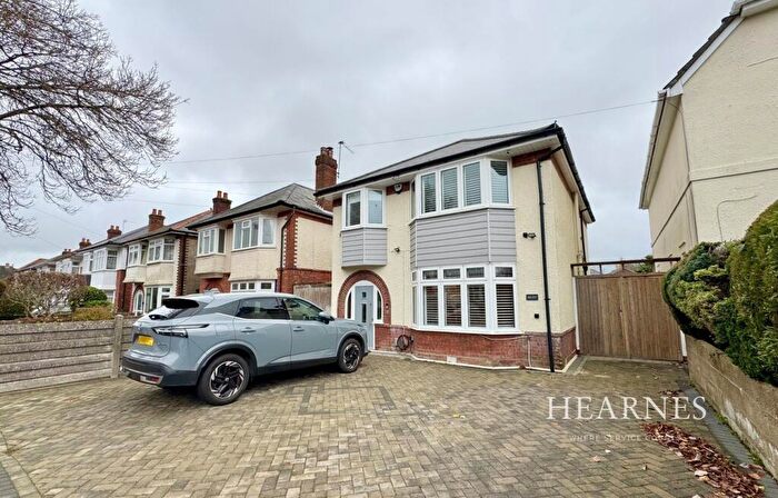 4 Bedroom Detached House For Sale In Norton Road, Bournemouth, BH9