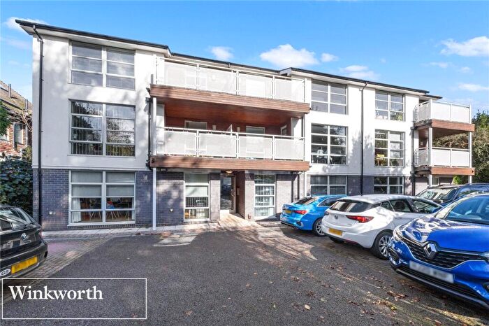2 Bedroom Apartment To Rent In Wilbury Avenue, Hove, East Sussex, BN3