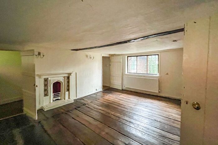 4 Bedroom End Of Terrace House For Sale In Sparrows Green, Wadhurst, TN5