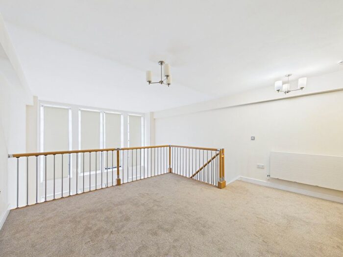 2 Bedroom Flat For Sale In Surman Street, Worcester, Worcestershire, WR1