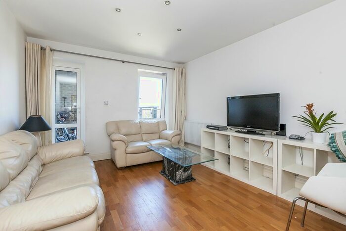 2 Bedroom Flat To Rent In Beckford Close, Warwick Road, London, W14