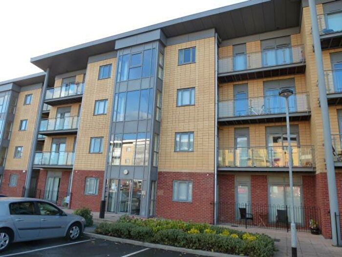 2 Bedroom Apartment To Rent In Hollins Bank Court, Bolton Rd, Blackburn, BB2