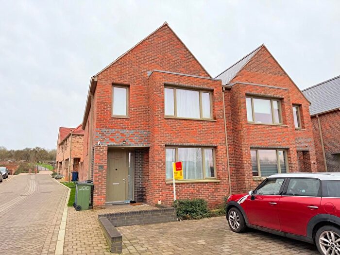 3 Bedroom Semi-Detached House To Rent In Barton Fields Road, Headington, OX3