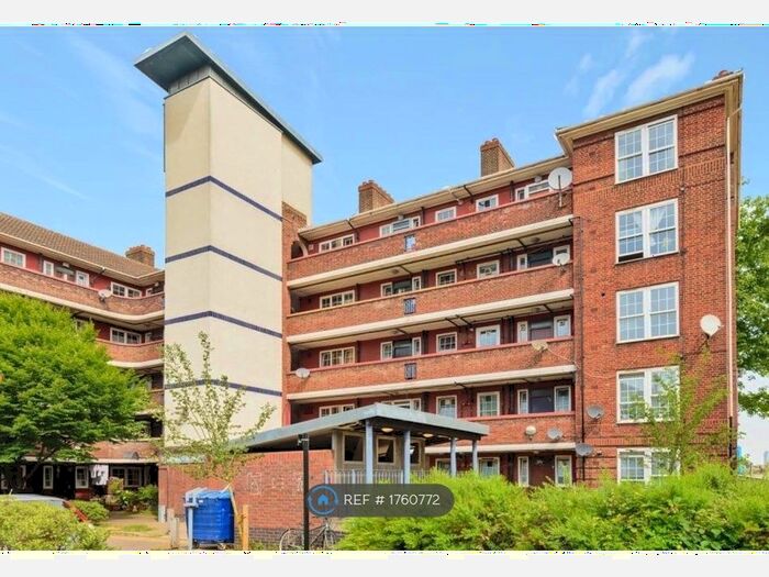 3 Bedroom Flat To Rent In Coltman House, London, SE10