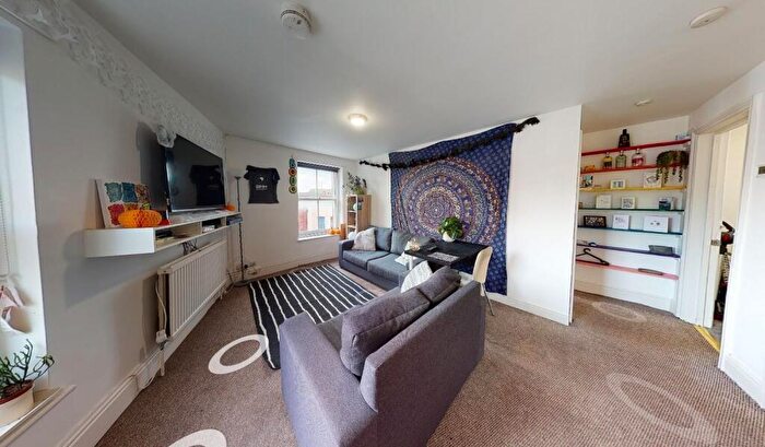 5 Bedroom Maisonette To Rent In Hillgrove Street, Kingsdown, BS2