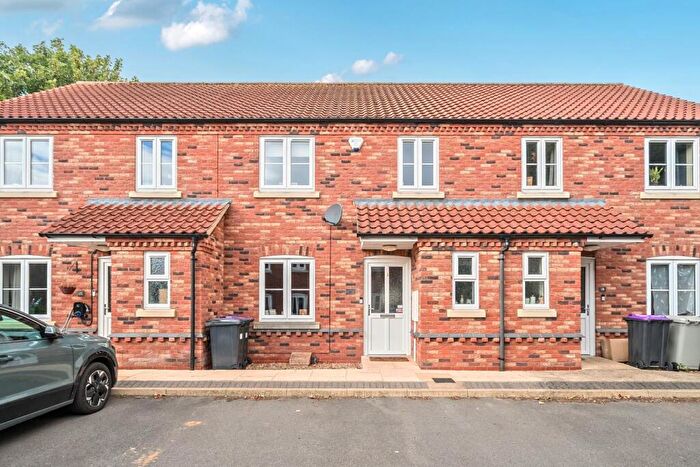 3 Bedroom Terraced House For Sale In Cowling Close, Horncastle, LN9