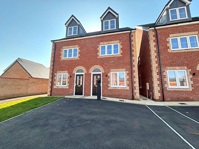 3 Bedroom Town House To Rent In Prangley Road, Downham Market, PE38