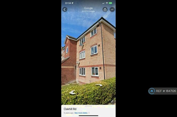 Studio To Rent In Brighstone Court, Purfleet, RM19