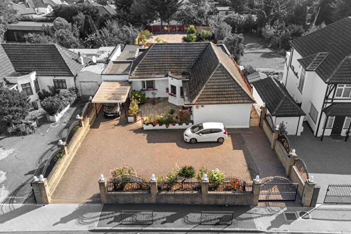 3 Bedroom Detached Bungalow For Sale In Salmon Street, London, NW9