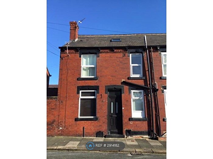 1 Bedroom Terraced House To Rent In South End Terrace, Leeds, LS13