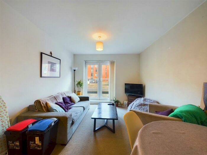 3 Bedroom Apartment To Rent In Delaney Building, Derwent Street, Manchester, M5