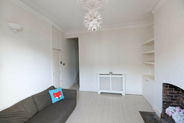 2 Bedroom Apartment To Rent In College Road, London, NW10