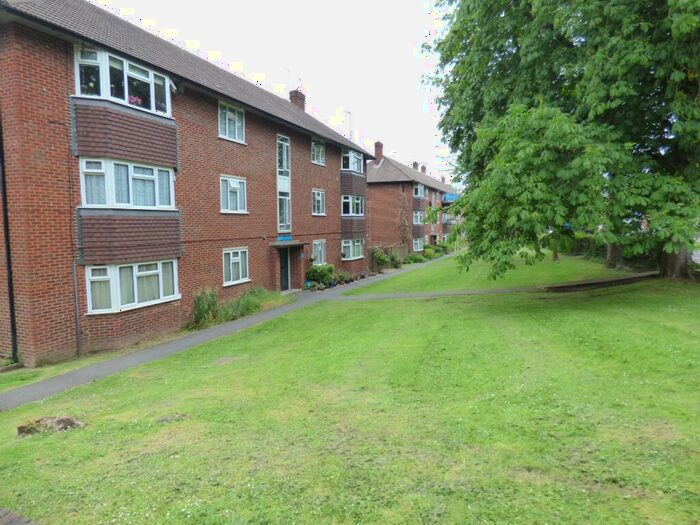 2 Bedroom Apartment To Rent In Bromley Road, Shortlands, Bromley, BR2