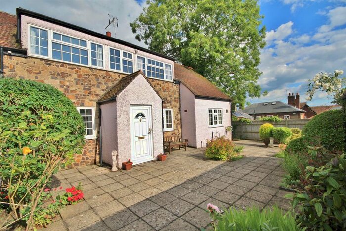 2 Bedroom End Of Terrace House To Rent In West Street, Wrotham, Kent, TN15