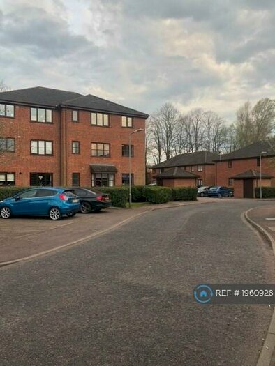 1 Bedroom Flat To Rent In Cranbrook, Woburn Sands, Milton Keynes, MK17