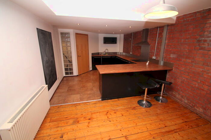 2 Bedroom Flat To Rent In Tariff Street, Manchester, M1
