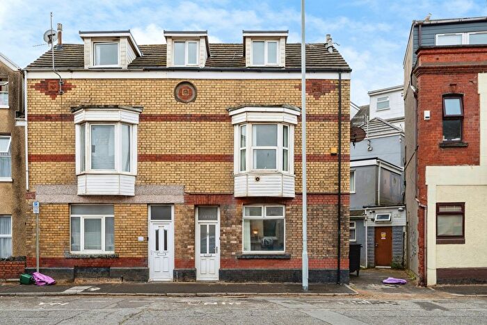 3 Bedroom End Of Terrace House For Sale In St. Helens Road, Swansea, West Glamorgan, SA1