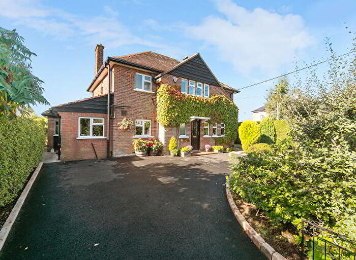 4 Bedroom Detached House For Sale In Viewfort Park, Belfast, BT17