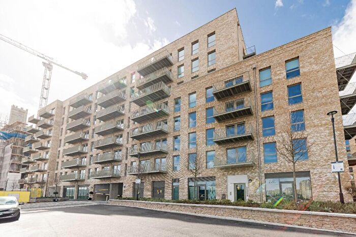 2 Bedroom Flat To Rent In Grand Union, Beresford Avenue, Wembley, Middlesex, HA0