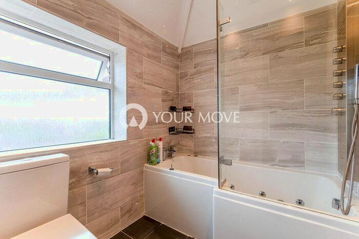3 Bedroom Semi-Detached House To Rent In Dart Avenue, Torquay, Devon, TQ2