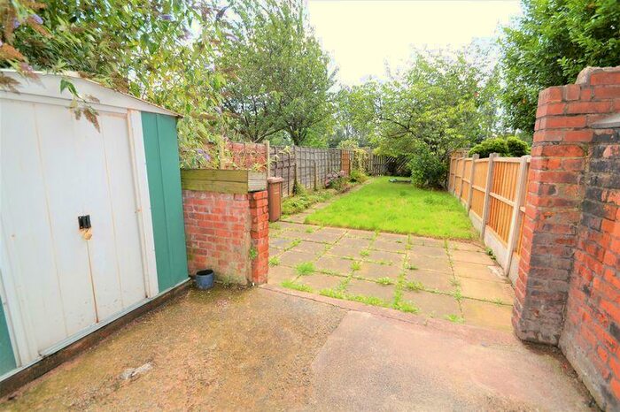 2 Bedroom Terraced House To Rent In Southbourne Street, Salford, M6