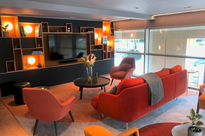 2 Bedroom Flat To Rent In Silbury Boulevard, Milton Keynes MK9