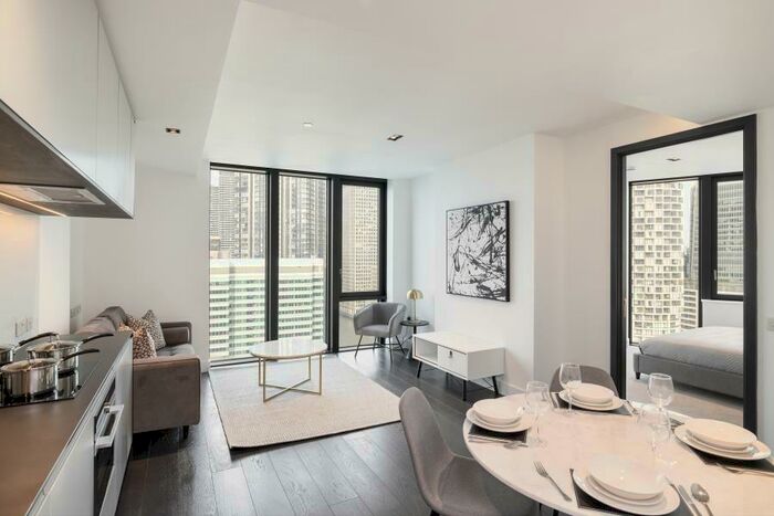 1 Bedroom Apartment To Rent In Amory Tower, Marsh Wall, E14