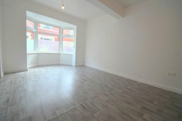 2 Bedroom Terraced House To Rent In King Street, Kettering, NN16