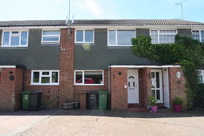 3 Bedroom Terraced House To Rent In Lenside Drive, Bearsted, Maidstone, ME15