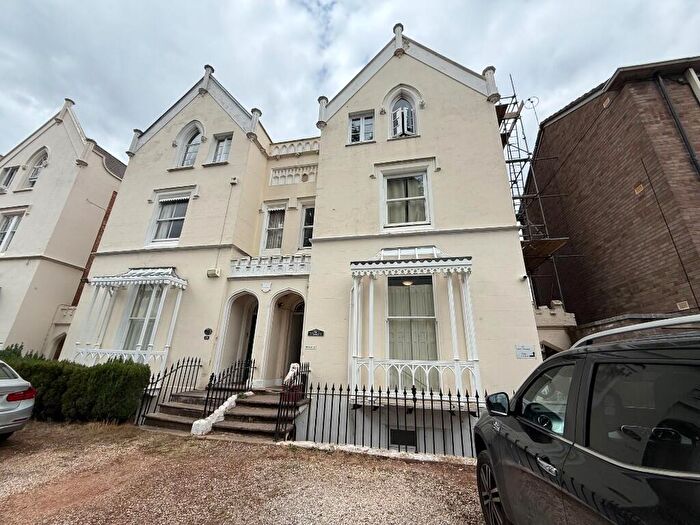 3 Bedroom Flat To Rent In Leam Terrace, Leamington Spa, Warwickshire, CV31