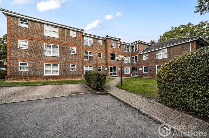 Studio For Sale In Warren Down, Bracknell, Berkshire, RG42