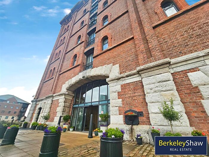 2 Bedroom Flat To Rent In Waterloo Warehouse, Liverpool, L3