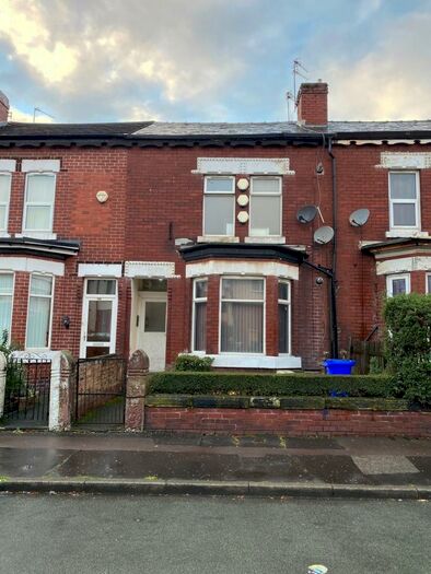 2 Bedroom Apartment To Rent In Clarence Road Manchester, M13
