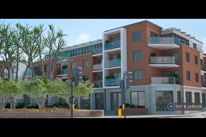 2 Bedroom Flat To Rent In Watton Point, Surbiton, KT6