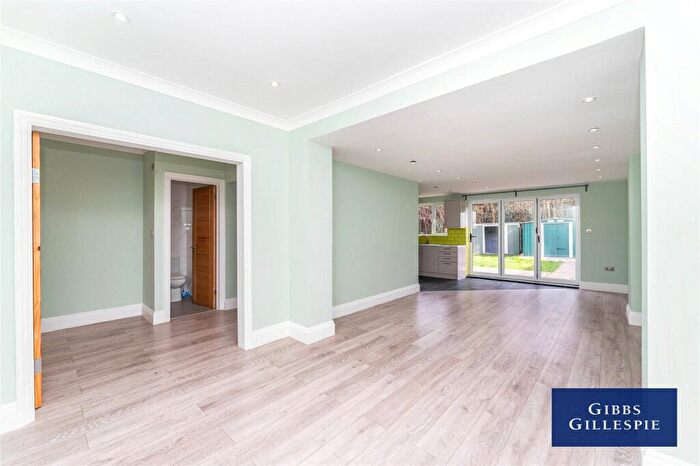 5 Bedroom Semi Detached House To Rent In Moyne Place, London, NW10