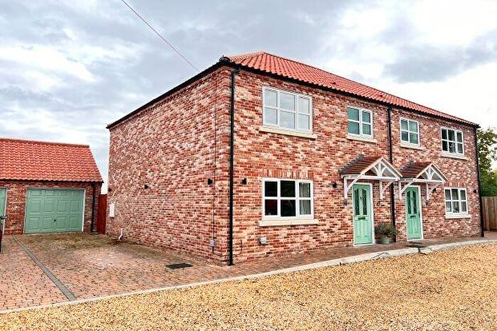 3 Bedroom Semi Detached House For Sale In , Ladys Drove, Emneth, PE14