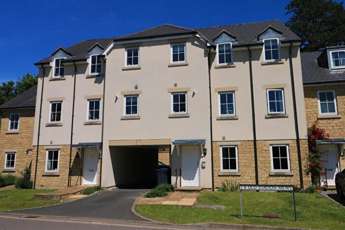 2 Bedroom Apartment For Sale In Malmesbury, SN16