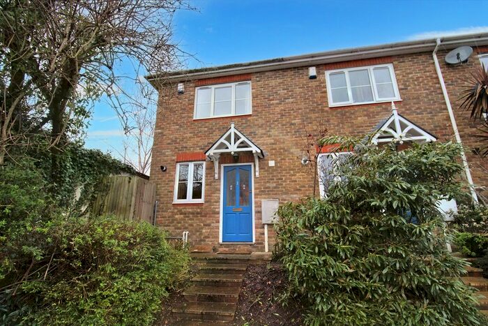 2 Bedroom End Of Terrace House To Rent In Picton Place, Tolworth, Surbiton, KT6