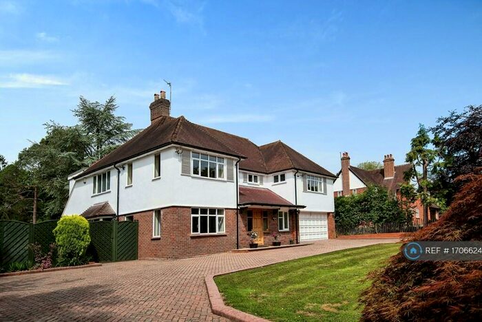 4 Bedroom Detached House To Rent In Linksway, Northwood, HA6