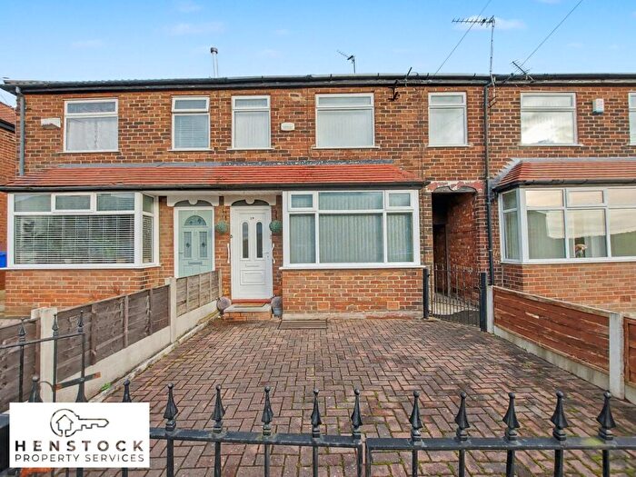 3 Bedroom Terraced House For Sale In Willan Road, Manchester, M9