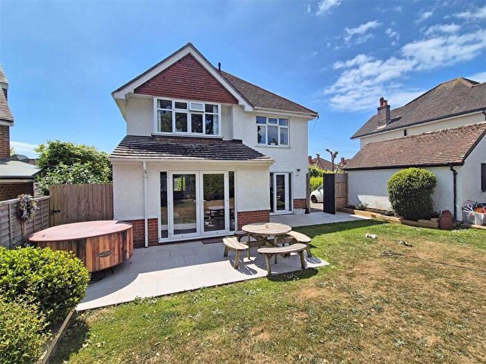 4 Bedroom Detached House For Sale In Barton Court Avenue, Barton On Sea, New Milton, Hampshire, BH25