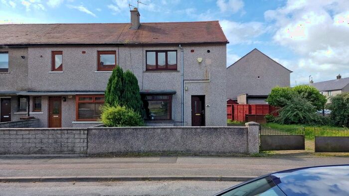 2 Bedroom End Of Terrace House For Sale In Invercauld Gardens, Aberdeen, Aberdeenshire, AB16