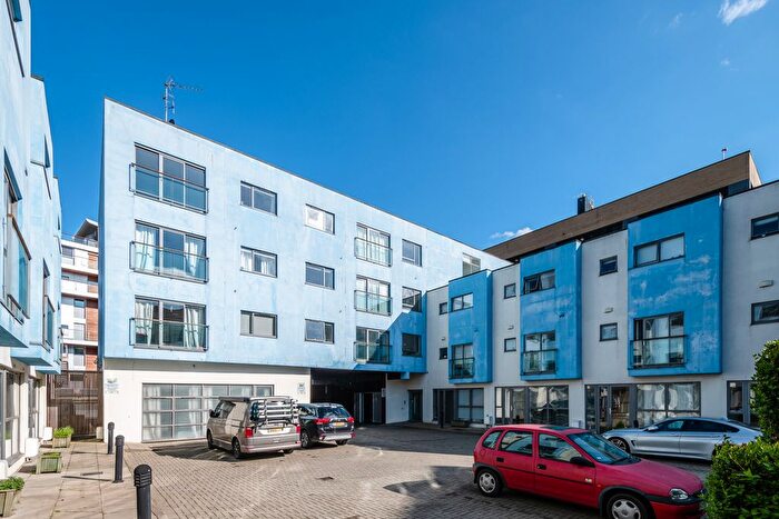 2 Bedroom Flat For Sale In Justines Place, Palmers Road, London, E2